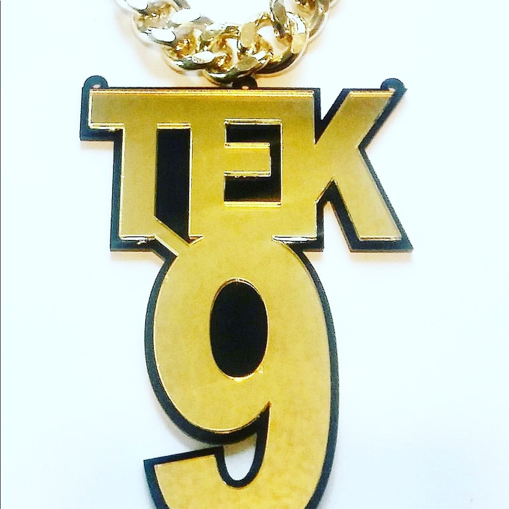 Customized nameplates - Picture 8 of 16